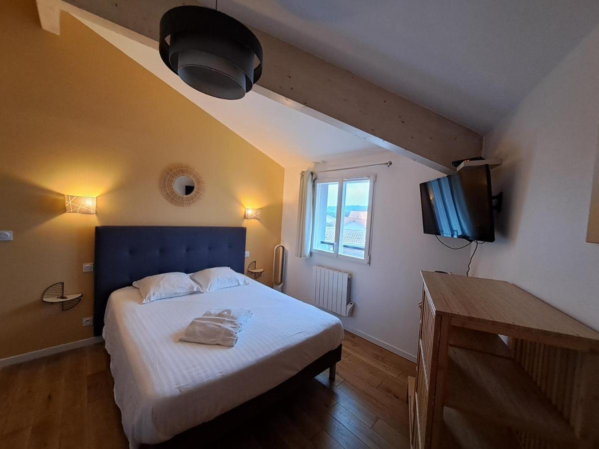 Hotel L'Auberge Canaulaise Lacanau Esterno foto