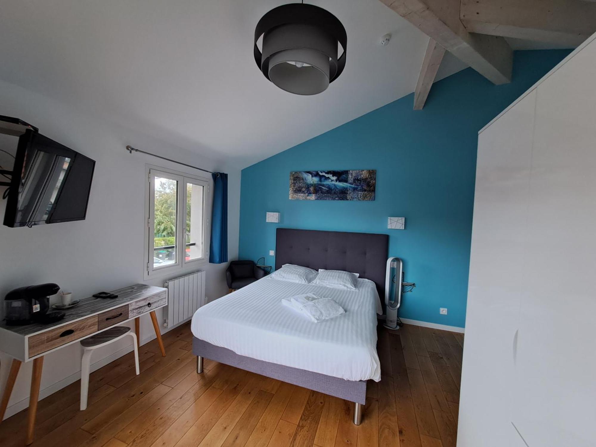Hotel L'Auberge Canaulaise Lacanau Esterno foto
